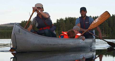 Svartälven family canoe tour