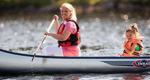 Family canoe tours